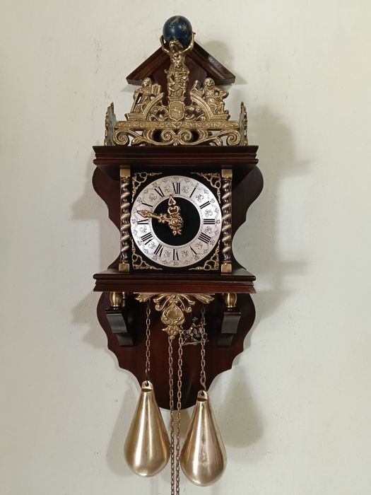 Ceas de perete olandez