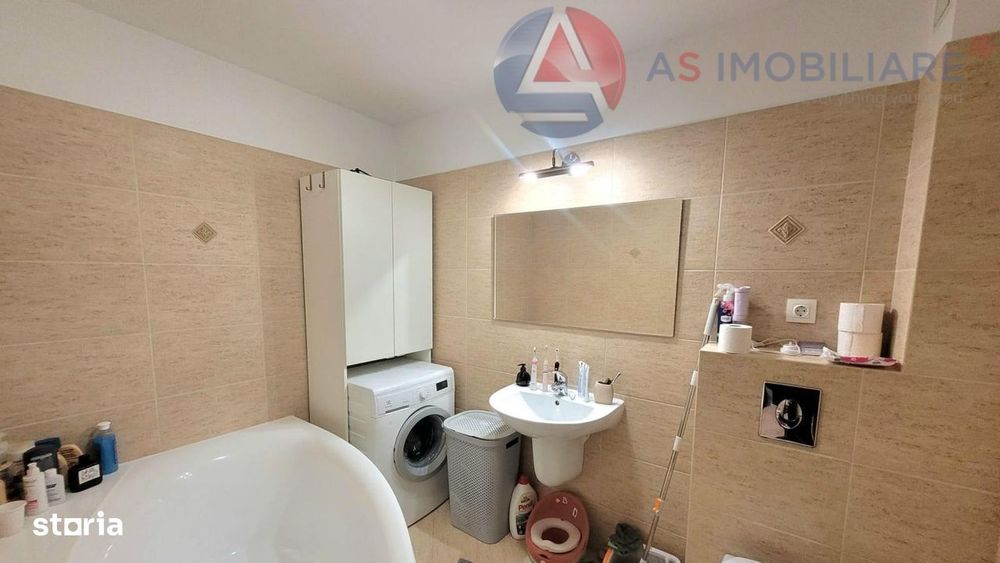Apartament modern cu 2 camere, parcare inclusă, Tractoru – Zona Coresi