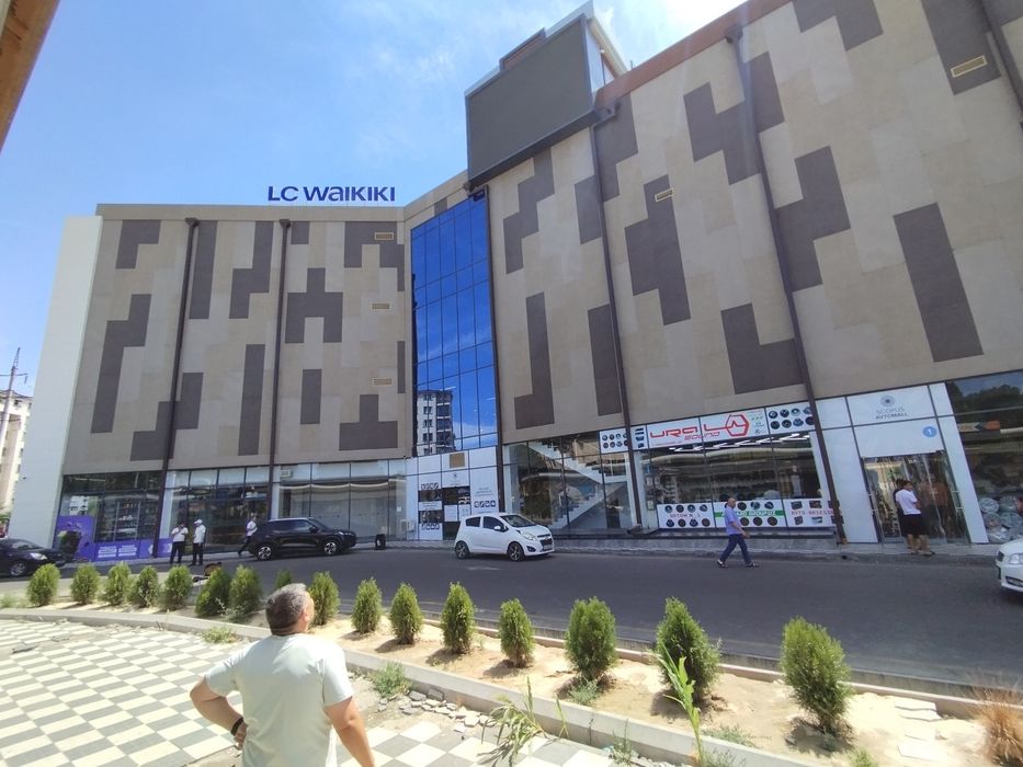 Продаётся нежилое помещение в торговом центре Scopus Mall  40 м2