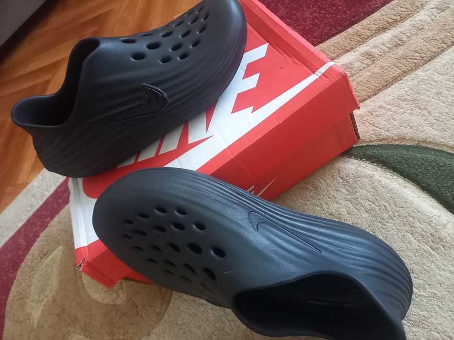 кроссовки Nike ReactX Rejuven8