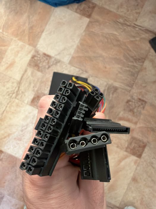 Продам блок питания компьютера 500w  в хорошем состоянии