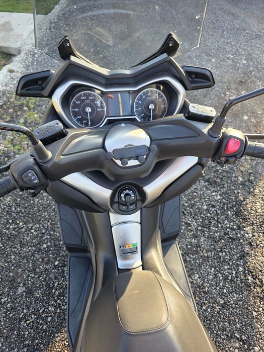 Yamaha x max 300