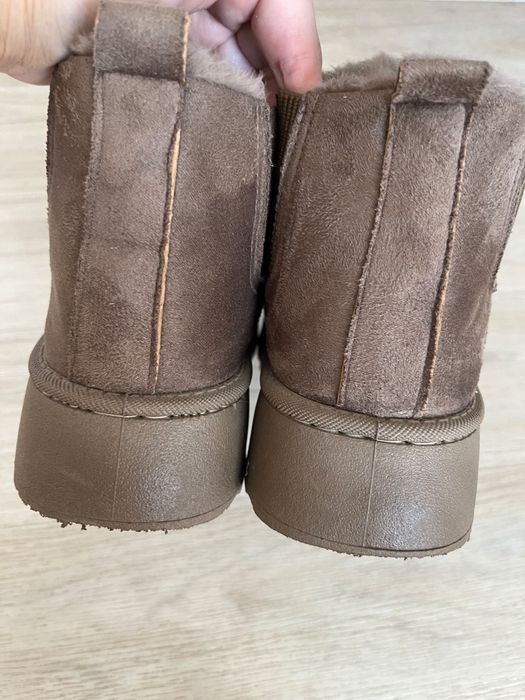 Продам угги 40рр