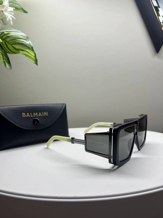 Мъжки и Дамски слънчеви очила