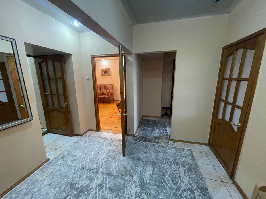 Аренда 3/7/9 Госпитальный Метро Айбек Мирабад ул.Нуккуская