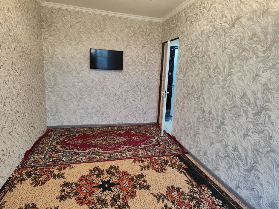 Yunusobod 13-kvartald  2 xonali Uy sotiladi