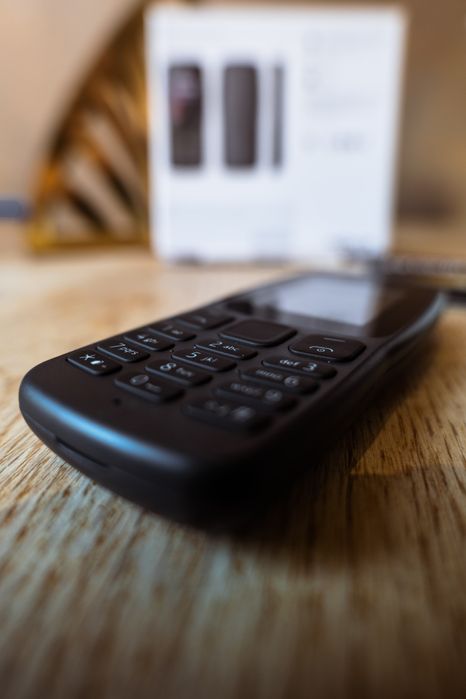 Vand Nokia 106 + CARTELA 5€ - Text mare, telefon simplu