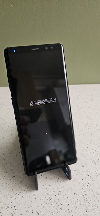 Galaxy NOTe 8, foarte bun.