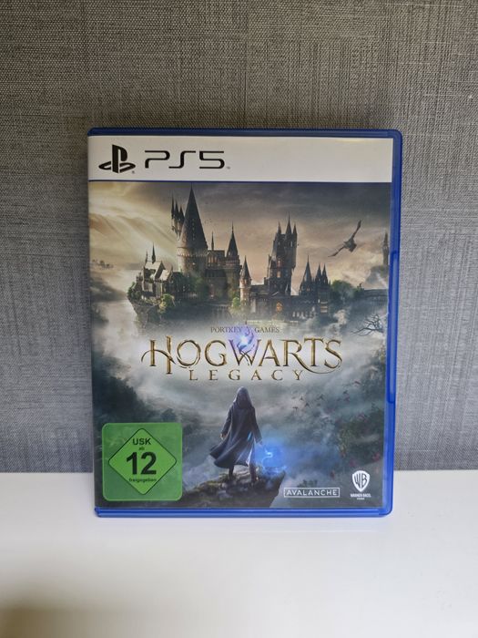 Игра за PS5 - Hogwarts Legacy