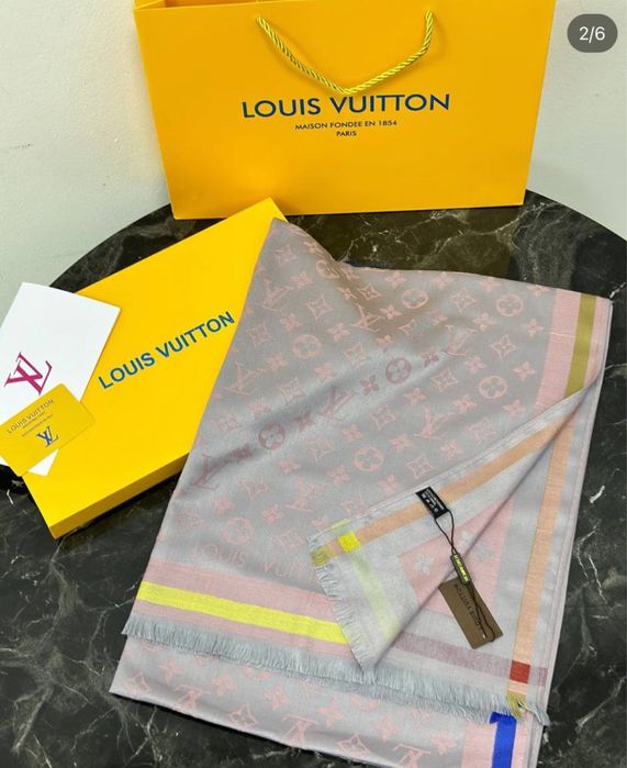 Подарки!!Брендовые шарфы, платки!