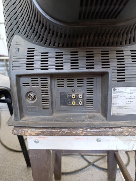 Видеомагнитофон LG