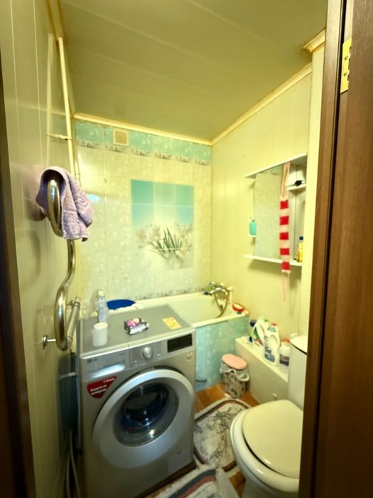 Однокомнатная второй этаж