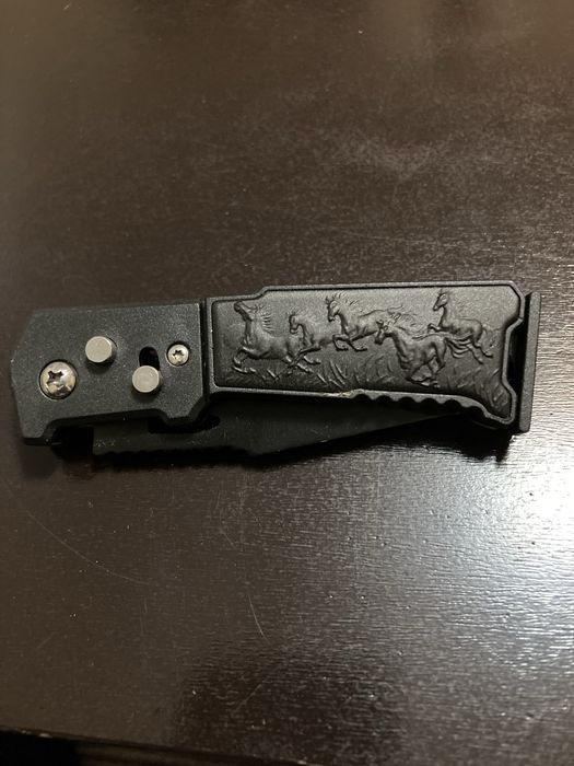 Черно ловно ножче