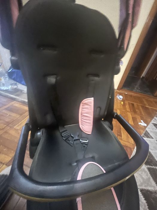 Vand trotreta de copii e de fete