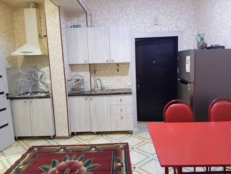 Barcha sharoitlarga ega 2 xonali uy ijaraga beriladi.