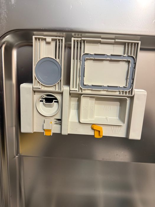 Съдомиална Miele. Втора употреба