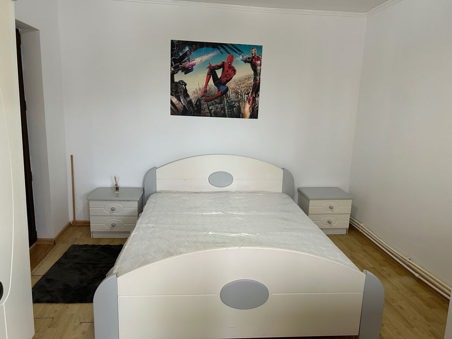 Închiriez apartament 2 camere complet utilat ,ultracentral, zona piața Moldovei.