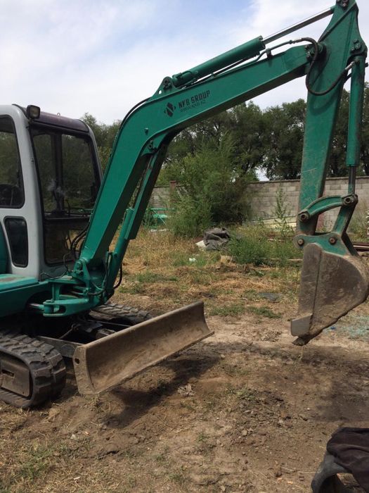 Мини экскаватор