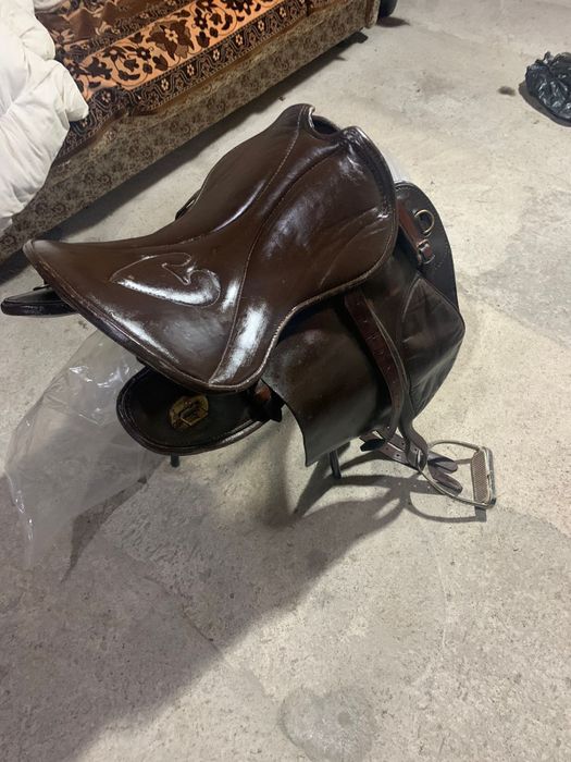 Продам седло афицерское