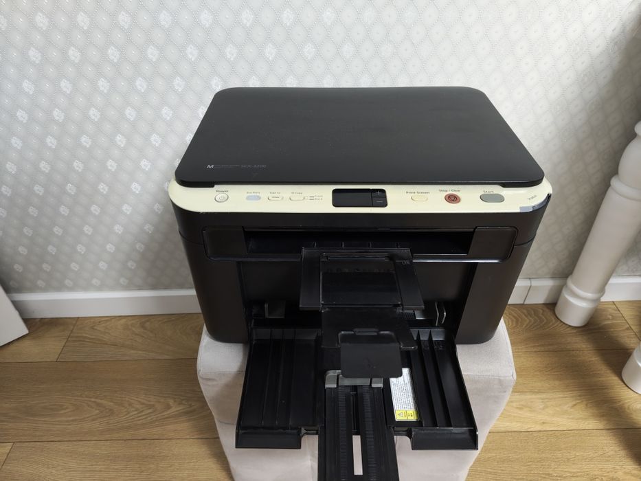 ПРОДАМ Рабочий Лазерный Принтер Samsung SCX 3200