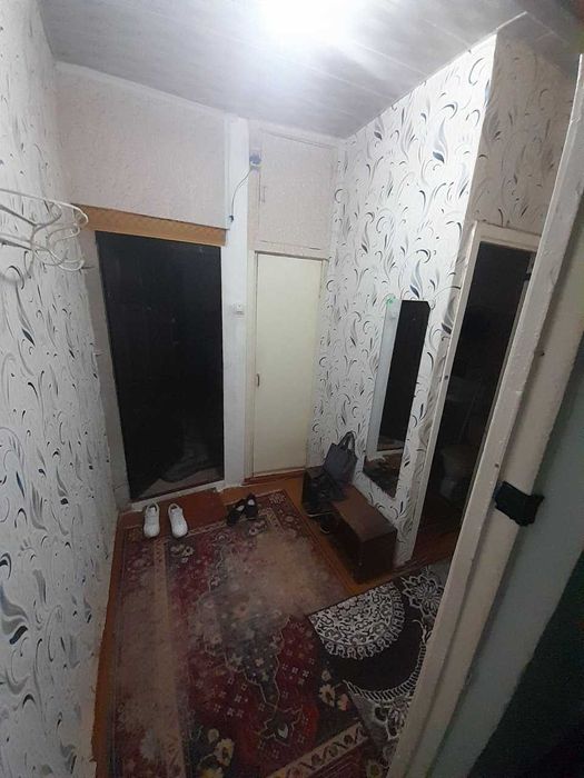 Сдаётся 1х комнатная квартира в аренду,Чирчик 10 микрорайон