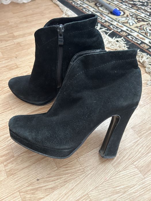 Продам обувь весенняя осенняя