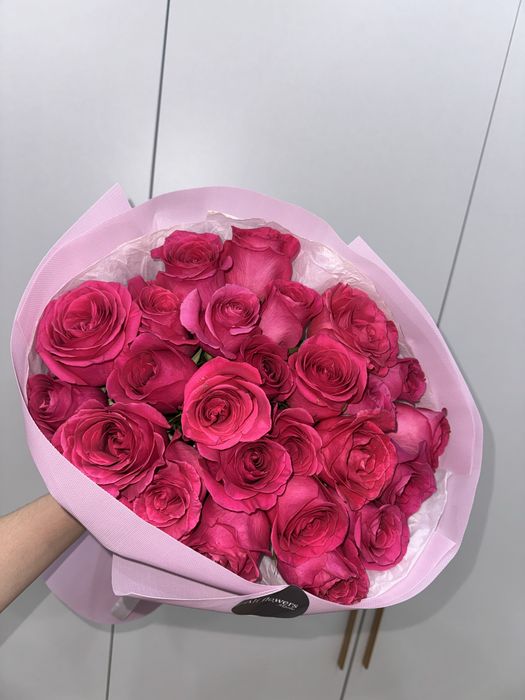 Продам цветы 25роза,хризантемы