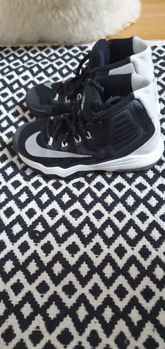 Adidasi, ghete Nike
