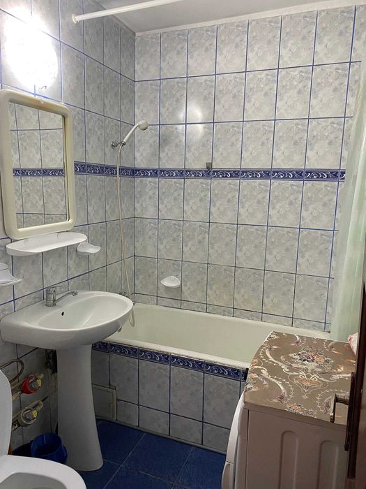 Închiriez apartament cu 2 camere, sector 1, metrou 1 mai