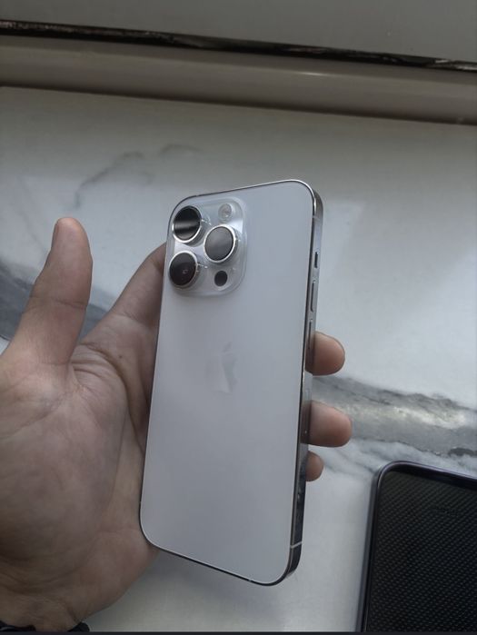 Айфон 14 про 256гб акб 82%