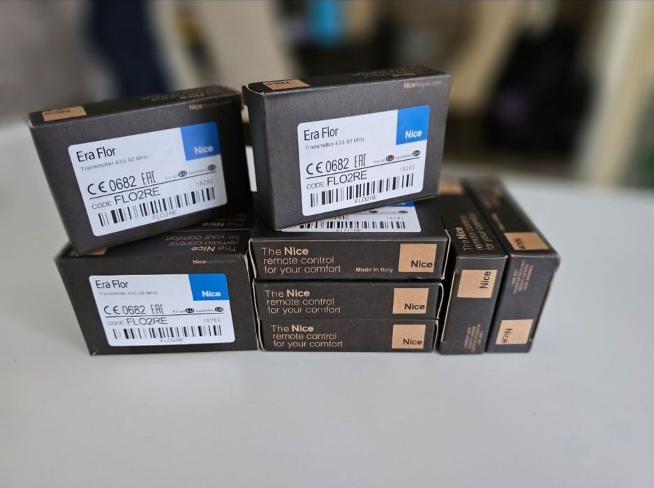 Telecomanda pentrh garaj Nice Flo2re