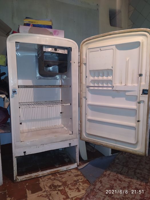 Холодилник сотилади ДНЕПР Холодильник