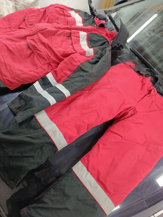 Продам спец одежду