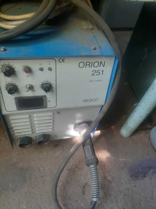 Инвенторен заваръчен апарат ORION 251