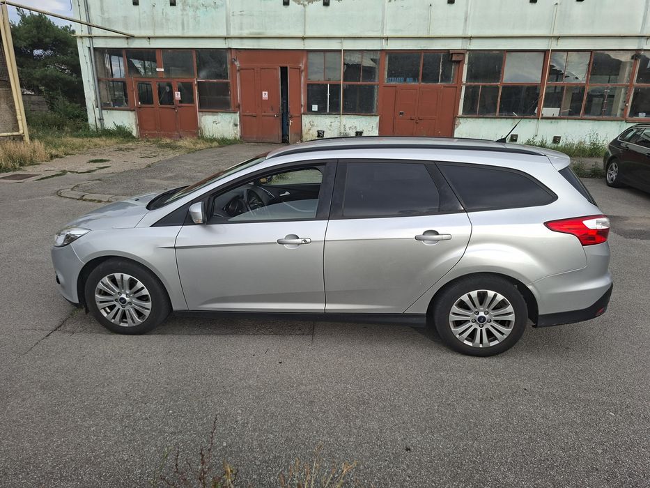 FORD Focus 2014 — imagine 4