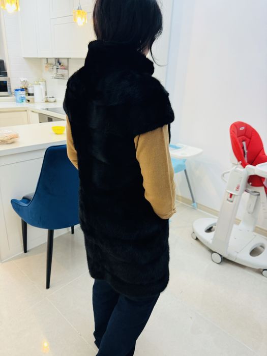 Продам норковую жилетку