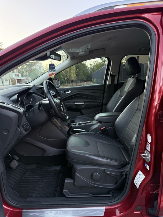 Ford Kuga 2.0 TDCI 4x4  Cutie Automata cu doar 98.000 km