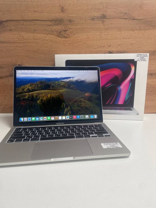MacBook Pro M2 BariBarShop/Red/рассрочка