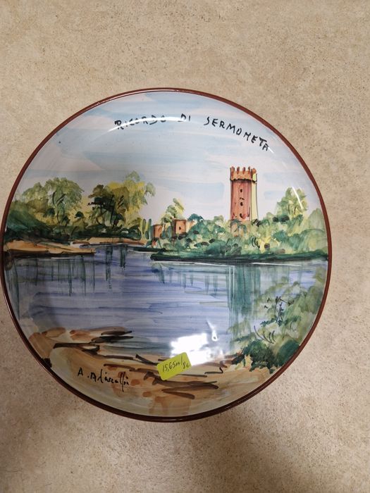 Разпродажба чинии за стена