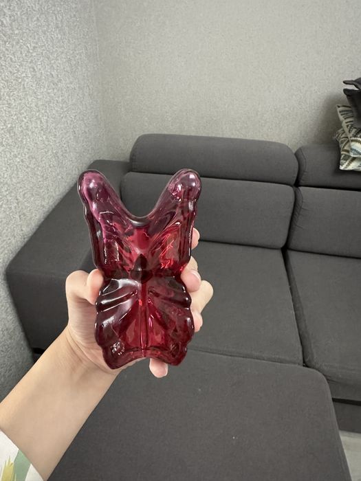 Духи Carolina Herrera - LA BOMBA