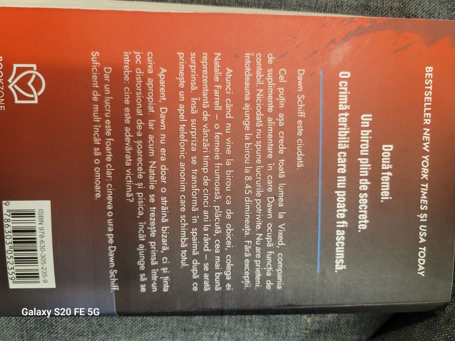 Carte "Colega de birou"