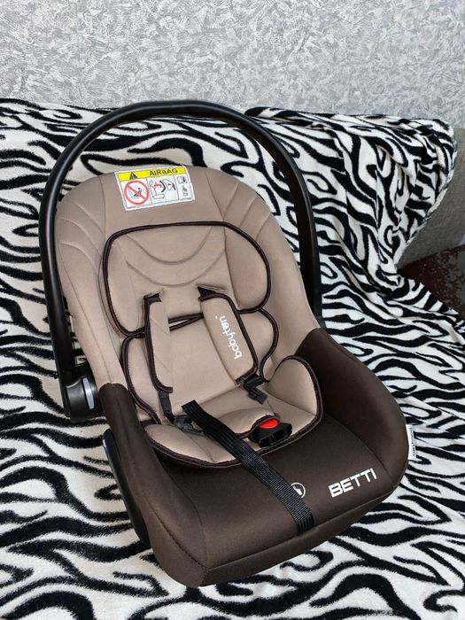 Детское автомобильное кресло