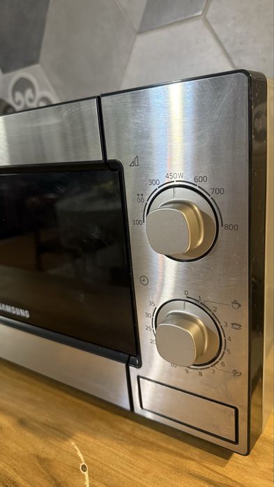 Микроаолновая печь Samsung