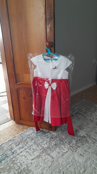 Продам   платье      .