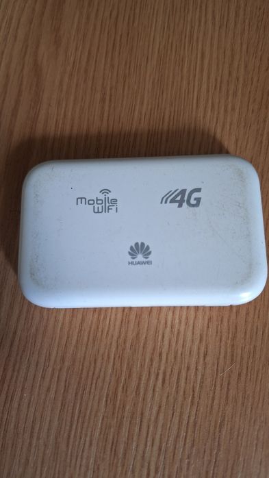 Router portabil Huawei E5372