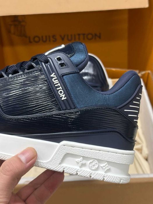 Adidasi Louis Vuitton Trainer Premium
