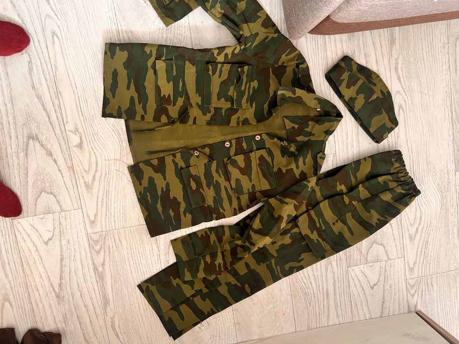 Военная форма на ребенка  размер 40