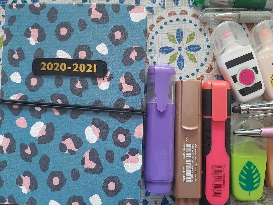 Лот от канцеларски пособия