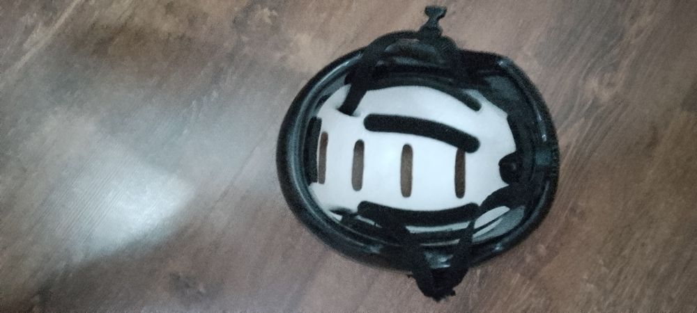 Продам шлем для велосипеда