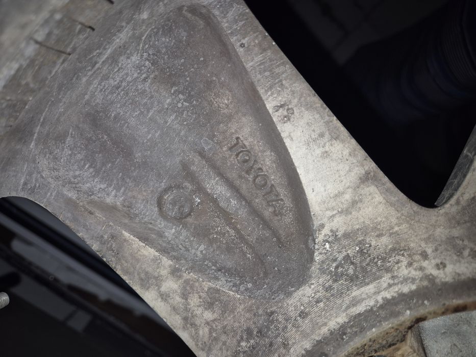 Диски r18 toyota